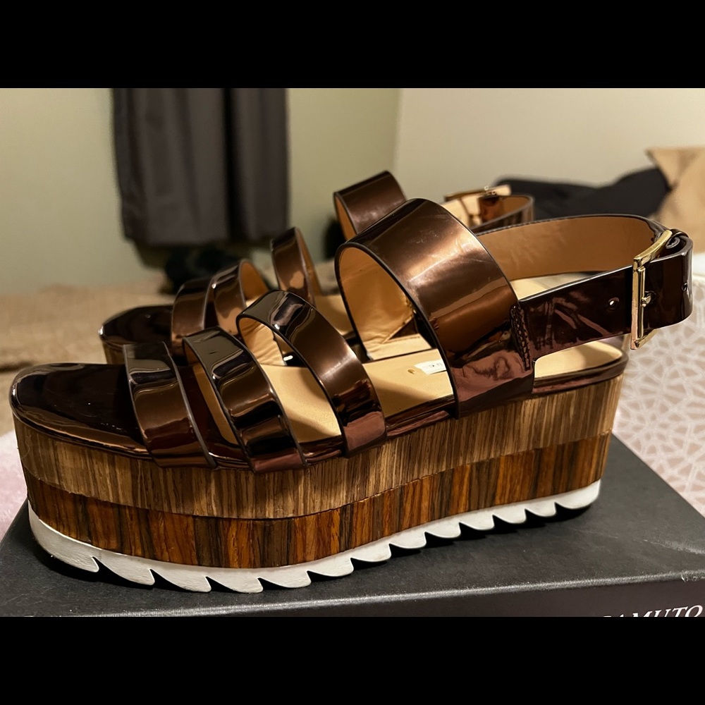 Like NEW Bronze Zara Platform Sandals SZ8